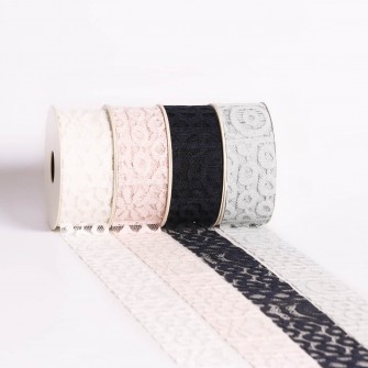 Totem lace ribbon